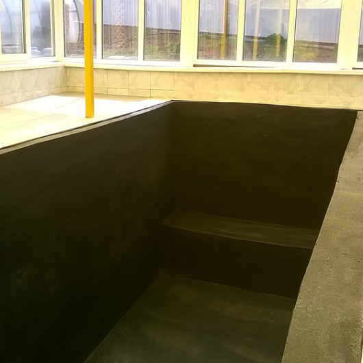 Бассейн в частном доме